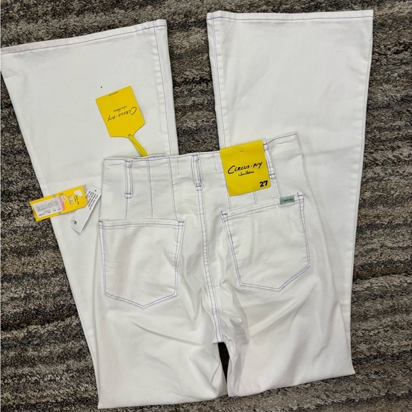Circus By Sam Edelman Super High Rise Flare Jeans In White Sz 27 NWT | Flared - - Picture 13 of 13